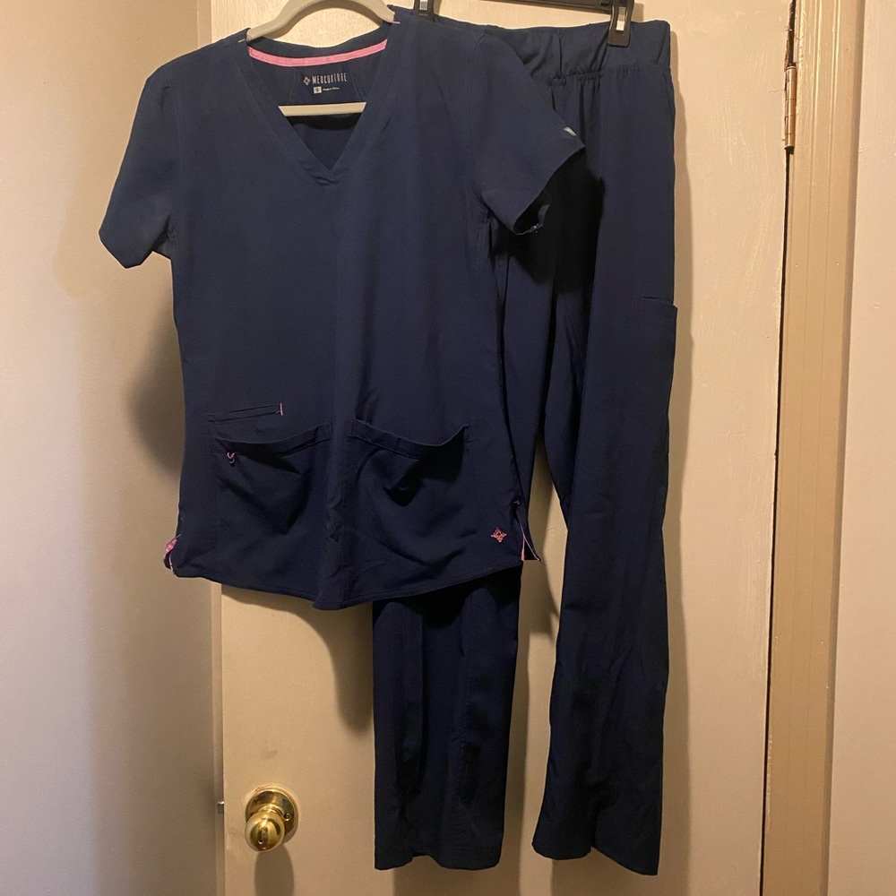 Med Couture Small Navy Scrub Set